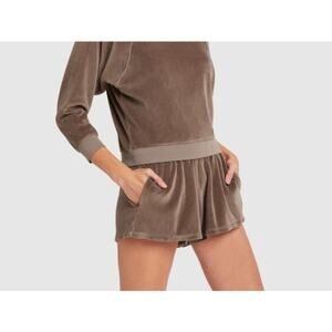 Suzie Kondi Fawn Velour Track Shorts Sz. M